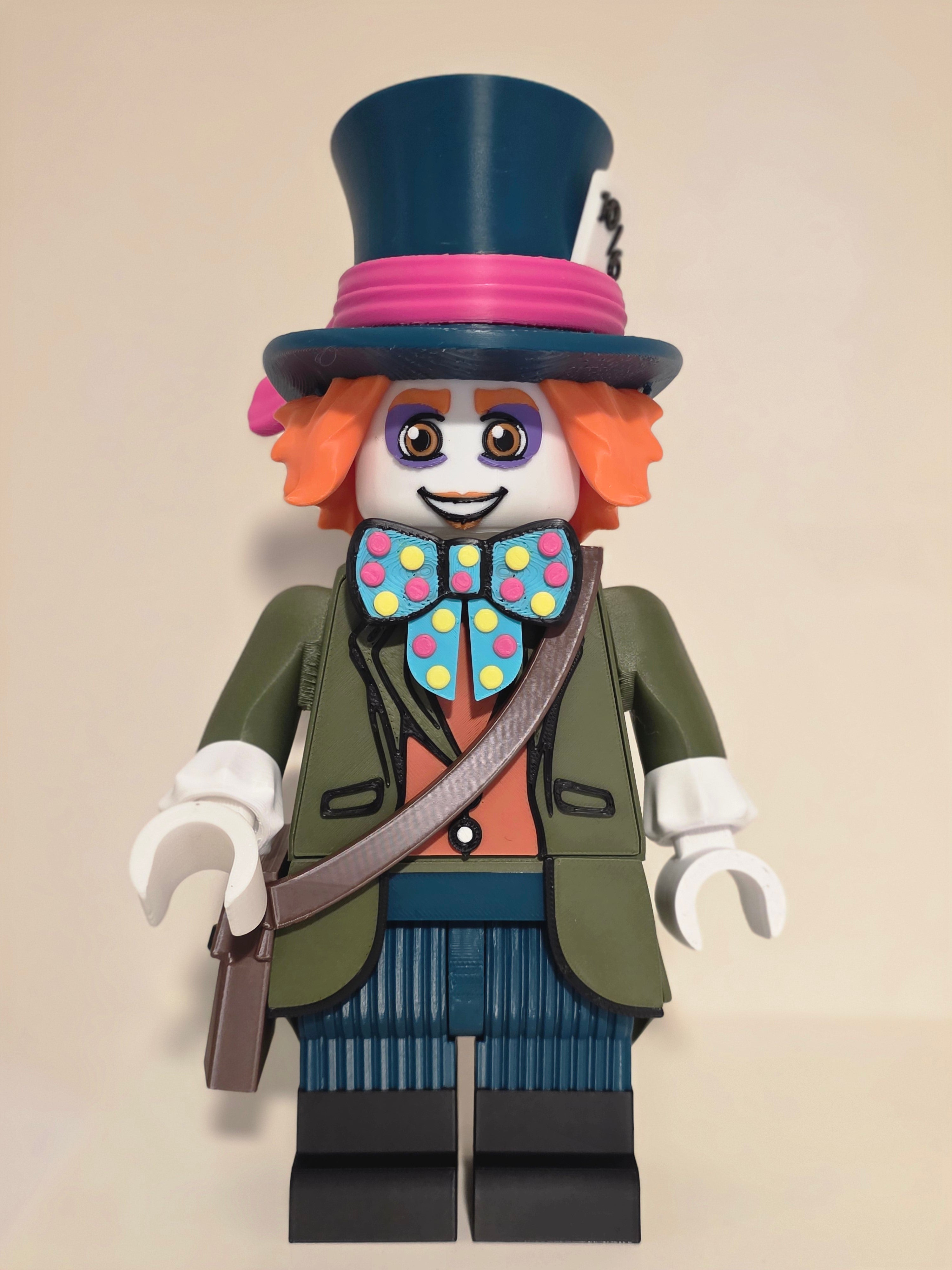 Wonderland Tea Host